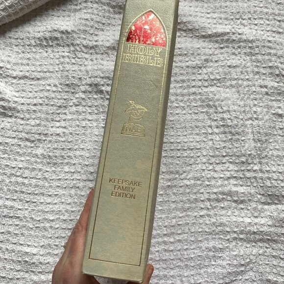 1971 Holy Bible Keepsake Family Edition Large Hardcover - Picture 3 of 9